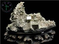 黄铁矿+水晶（日本律双晶），43x34x22cm-湖北大冶