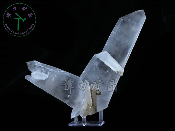 日本律双晶，内蒙古内蒙古，东乌珠穆沁旗，额仁高毕,六井,976层,2016年产出