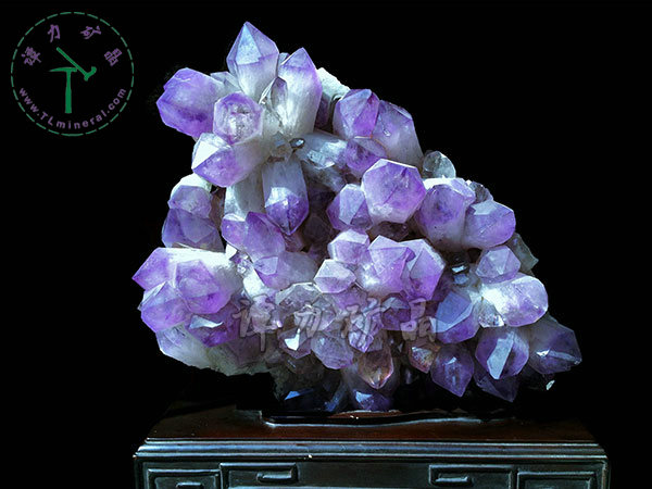紫水晶---49x45x16cm----玻利维亚